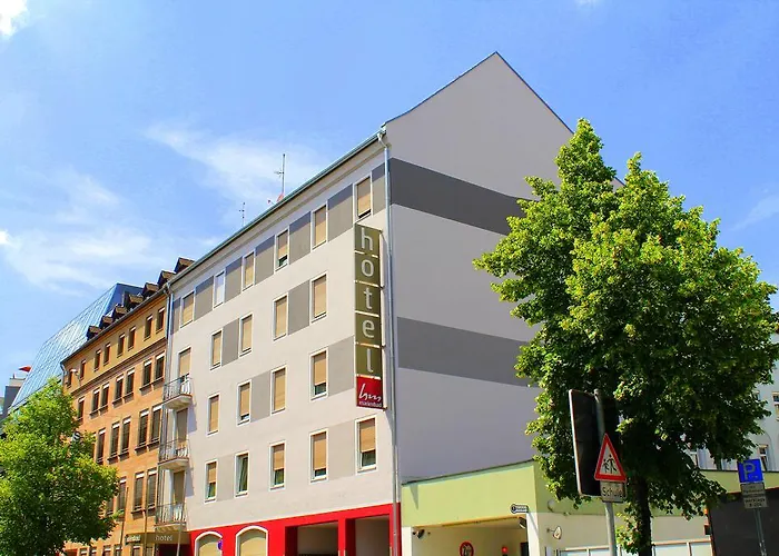What are the best hotels near Kaiserburg Nurnberg?